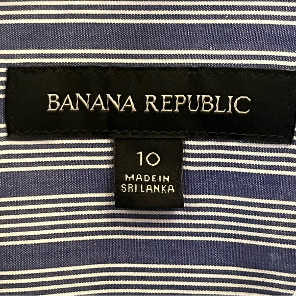 Banana Republic Blue and White Striped Button Down Shirt - Picture 4 of 5
